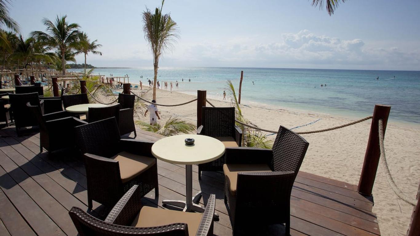 Akumal Bay Beach & Wellness Resort