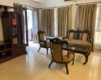 The Aster Homestay - Bedrooms & Apartments - Calcuta - Recepción