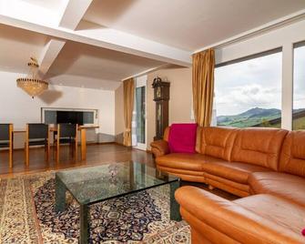 Hotel Swiss Views - Hemberg - Living room