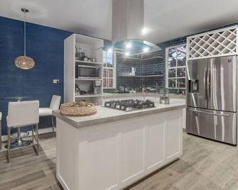 Relax and Retreat - Mahaut - Cocina