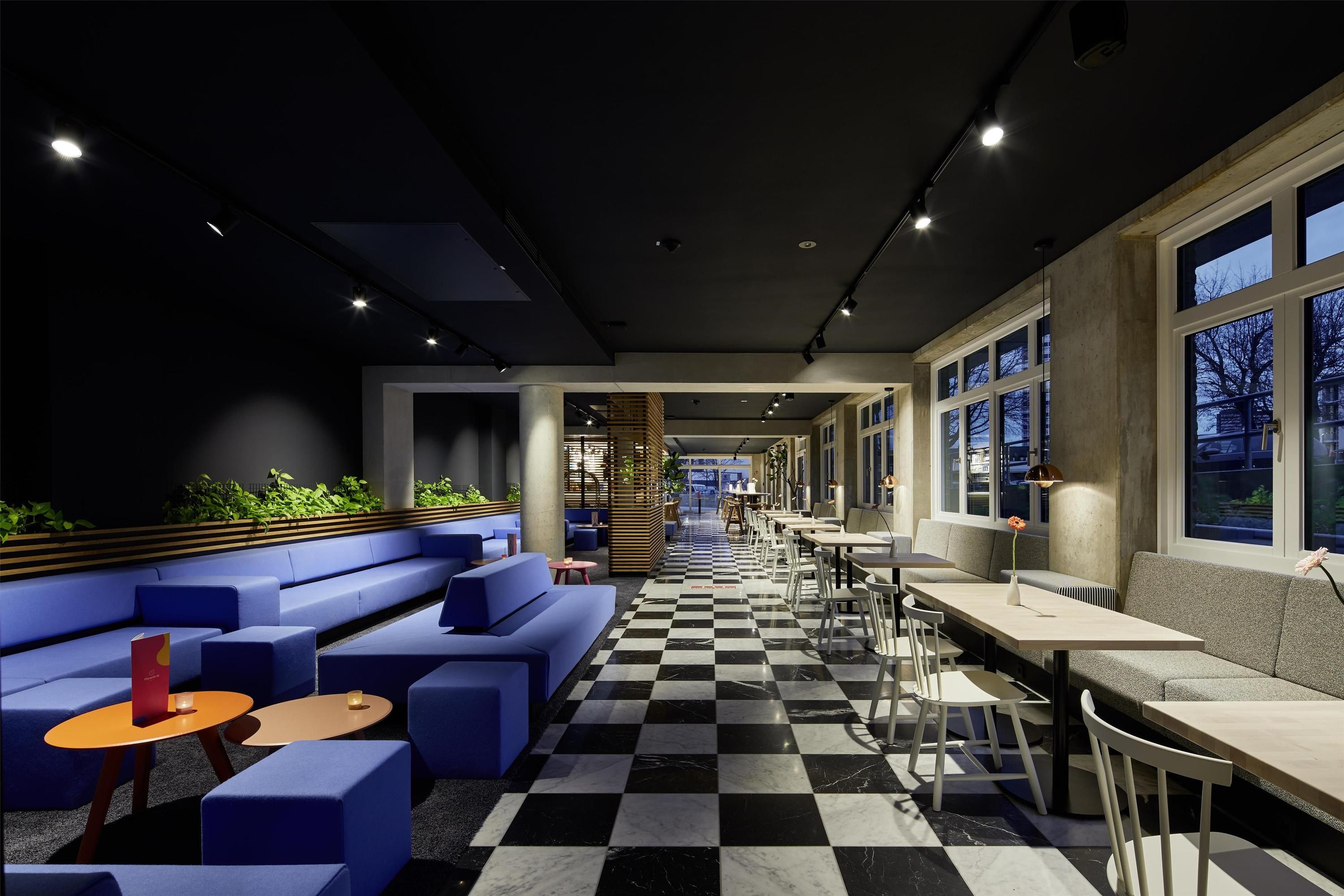 Flowers Hotel Essen - אסן - מסעדה