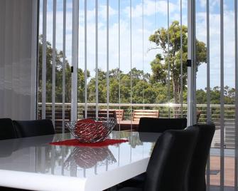 Cape Villas - Dunsborough - Dining room