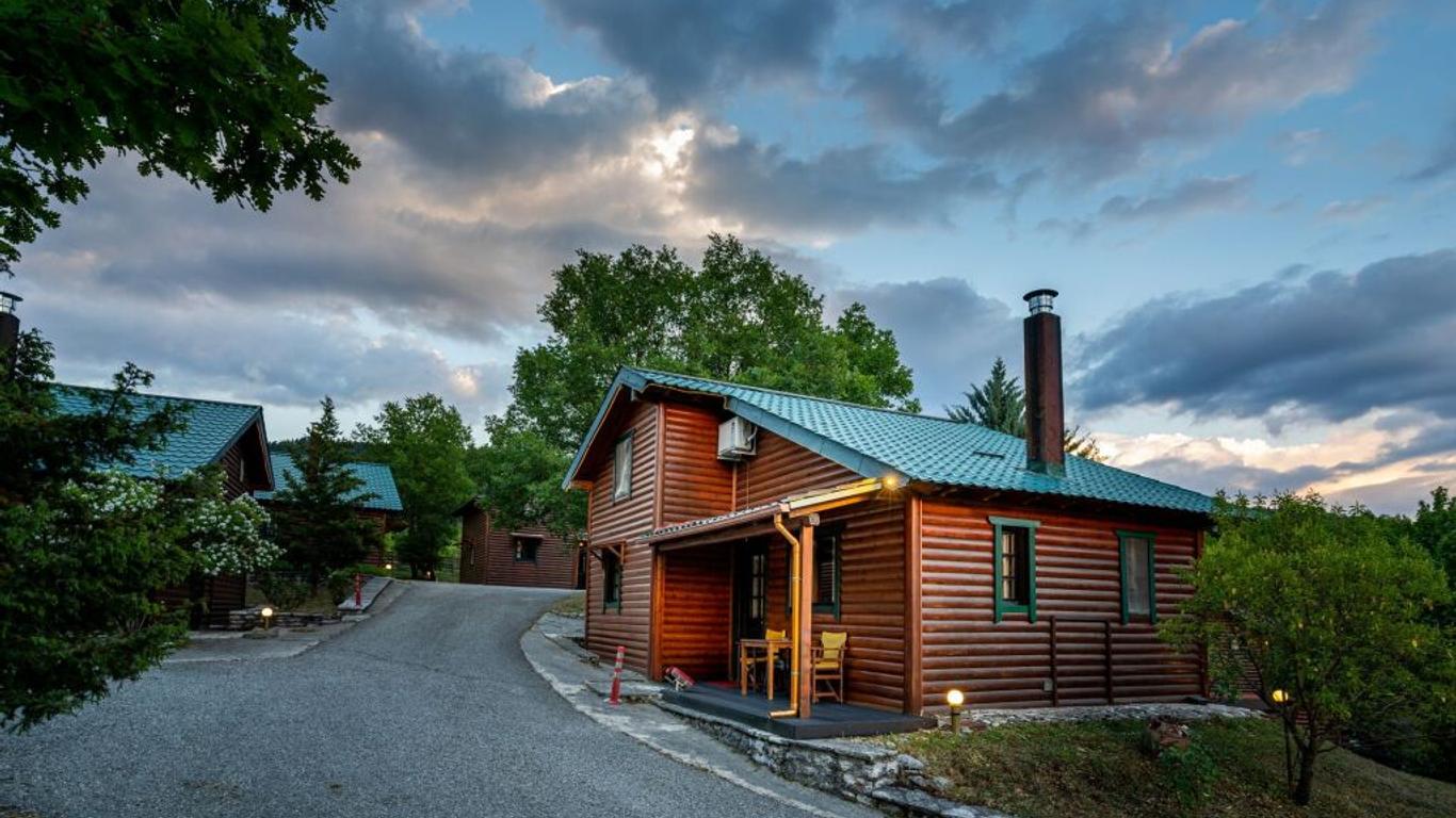 Chalet Likouresi Village