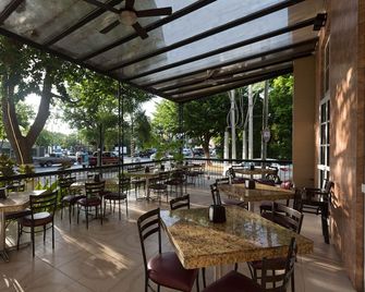 Hotel Victoria Merida - Mérida - Restaurang