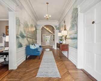 Cuthbert House - Beaufort