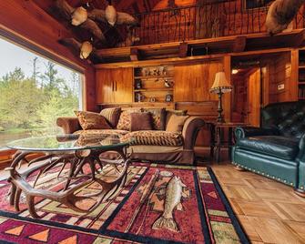 Grayling Gem Royal Stag Lodge 5605 - Grayling - Huiskamer