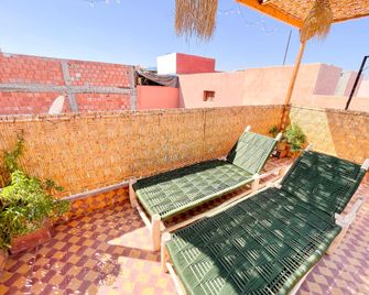Smile Hostel Marrakech - מרקש - מרפסת