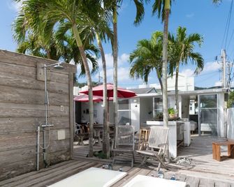 Hanamuro Inn Aka Island - Zamami - Patio