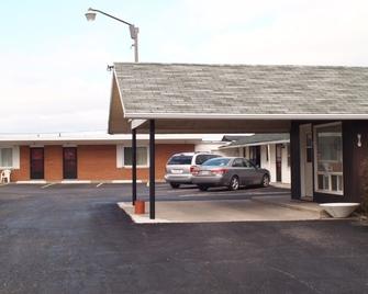 Colonial Motel - Chatham-Kent - Building