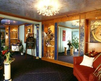 Mozart-Stuben - Denkendorf (Bayern) - Lobby