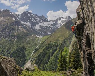 Hotel Zirbenhof - St. Leonhard im Pitztal