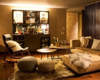 Bar Hotel Hakone Kazan - Hakone - Lounge