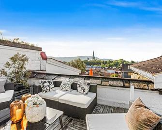 Detached house in Bakklandet, panoramic views of Nidaros Cathedral - Trondheim - Balcony