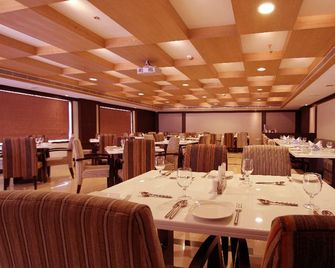 Hotel Indraprastha - Kottayam - Restaurante