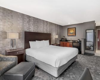 Best Western Concord Inn & Suites - קונקורד - חדר שינה