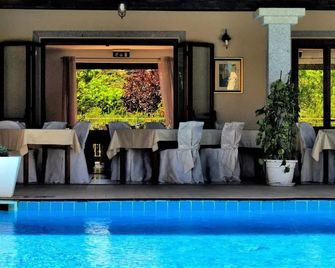 Baja Azzurra - Bari Sardo - Pool