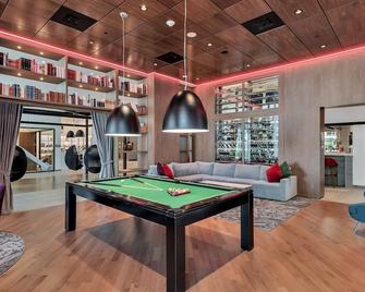 Hotel Mortagne - Boucherville - Lounge