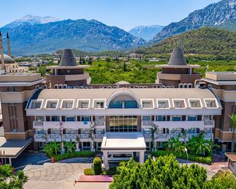 فندق فايكنغ ستار - كمر - مبنى