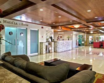 Wyndham Garden Guam - טאמונינג - לובי