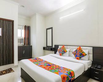 Fabhotel Sara Residency - Prayagraj - Bedroom