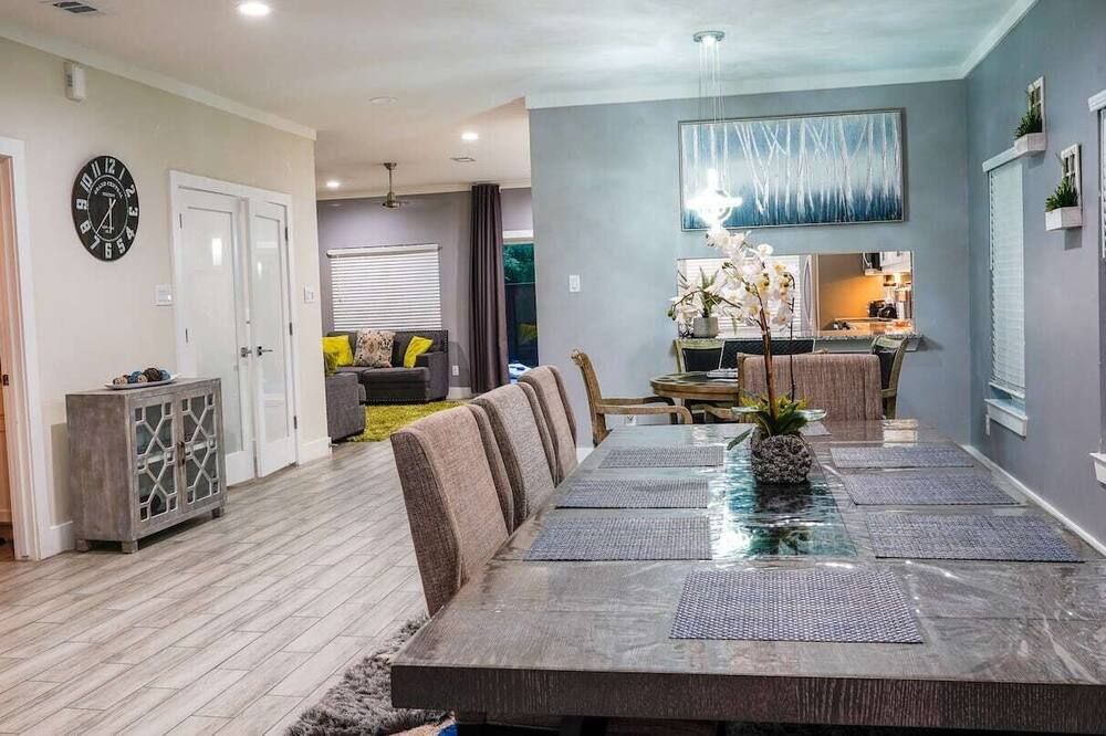 - 6 Br Big Home W Hot Tub, Firepit, Basketball Hoop Located Near Dallas! - Dallas - Sala de jantar