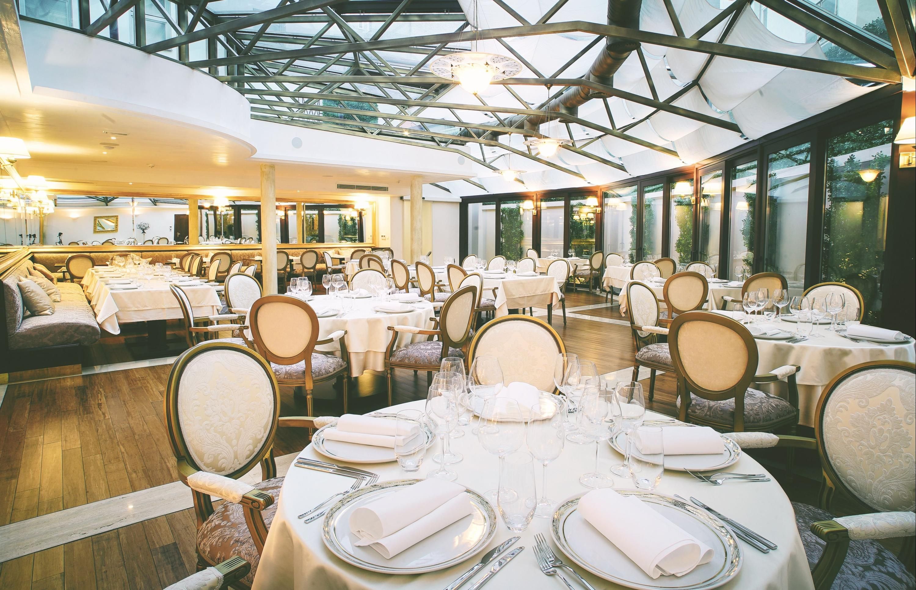 Banquet hall view of Hotel Le Premier