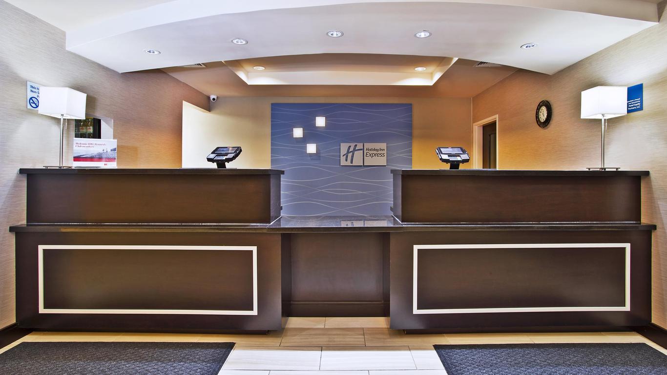 Holiday Inn Express & Suites Springfield - Dayton Area By IHG
