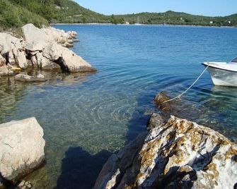 Picic Guesthouse - Luka