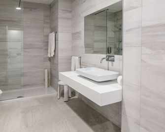Hotel Sete Cidades - Ponta Delgada - Bathroom