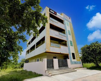 Hotel O by OYO V Stayinn - Renigunta - Edificio