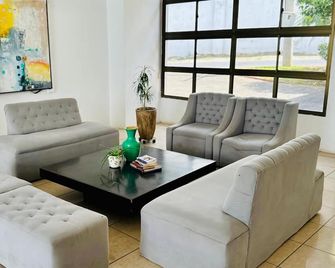 Los Vados Hotel - Managua