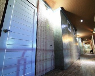 Nava Resort - Nakhon Nayok - Flur