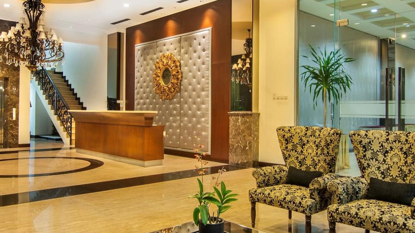 ذا ميراه هوتل بوجور