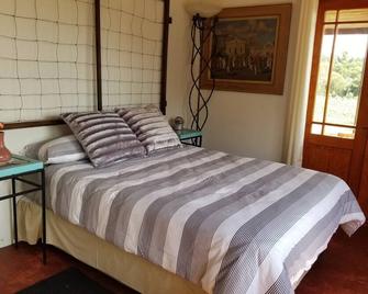Wine Farm In Napier Village - Peaceful Sleep and Fresh Air - Napier - Habitación