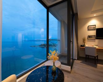 Navada Beach Hotel - Nha Trang - Balcony