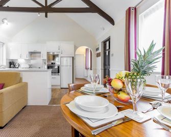 Woodford Bridge Country Club - Holsworthy - Dining room