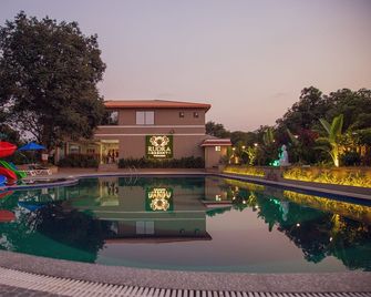 Sterling Gir - Sasan Gir - Pool
