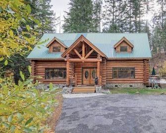 Soaring Pines Lodge by NW Comfy Cabins - Leavenworth - Building