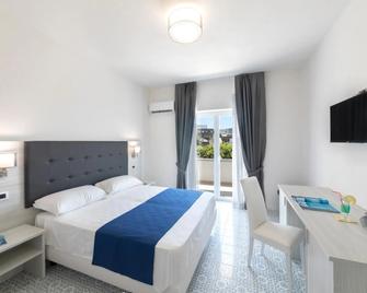 Royal Sunset Hotel - Forio - Makuuhuone