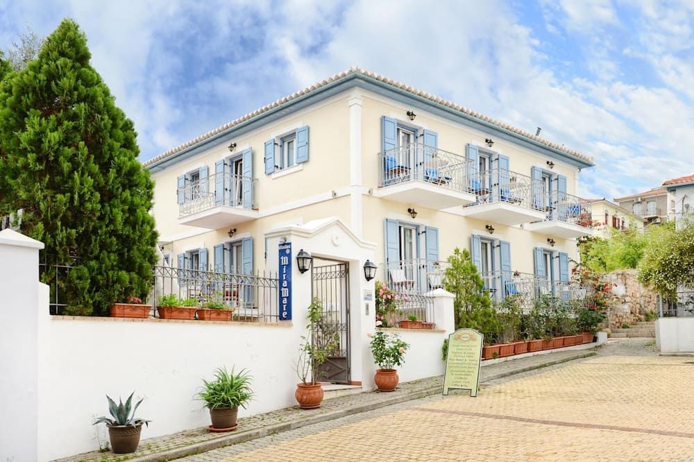 Mira Mare Hotel, Galaxidi