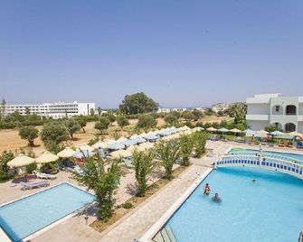 Memphis - Kolympia - Zwembad