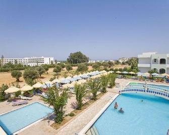 Memphis Beach Hotel - Kolympia - Pool