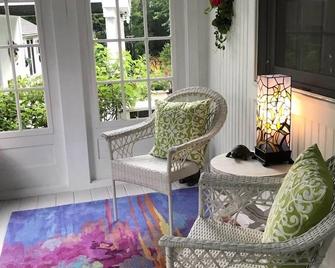 Charming Cozy Cottage with Stunning Views - Minutes from Manchester and Dorset - Dorset