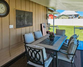 Lowden House - Touchet - Patio