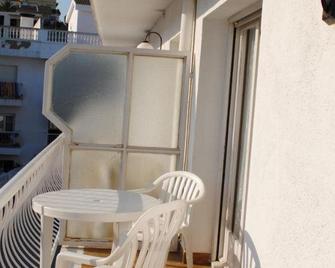 Apartamentos Las Americas - Blanes Beach - Blanes - Balkon