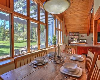 Cozy Mountain Cabin Situated On Crystal River! Fly Fisherman's Dream! - Redstone - Comedor