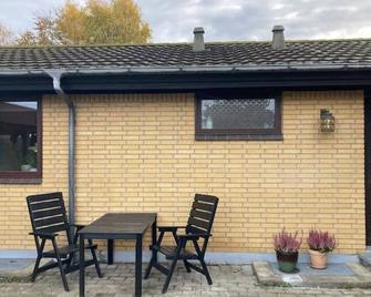 Cosy 2 rooms apartment near Farum lake and Copenhagen - Farum - Piscina