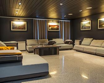 Orbi Palace Hotel & Suites - Bakuriani - Sala de estar