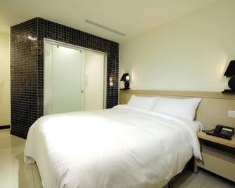 Bravo Hotel - Taichung City - Bedroom