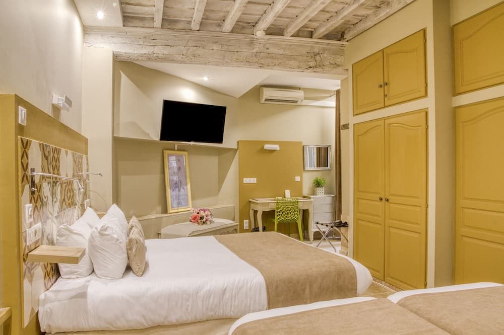 Hotel Boquier - אביניון - חדר שינה